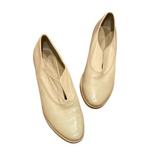 Rachel Comey / Cream leather slip on Oxford loafers 10 (Narrow)